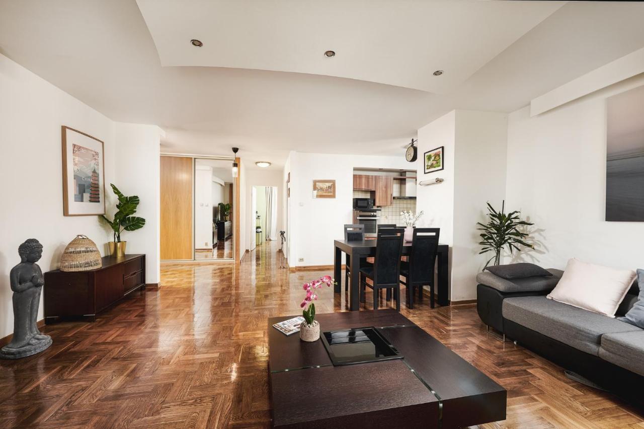 Lumina Spacious Apartment Near The Railway Station 바르샤바 외부 사진