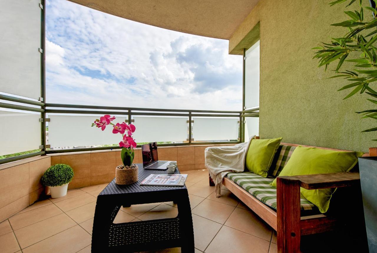 Lumina Spacious Apartment Near The Railway Station 바르샤바 외부 사진
