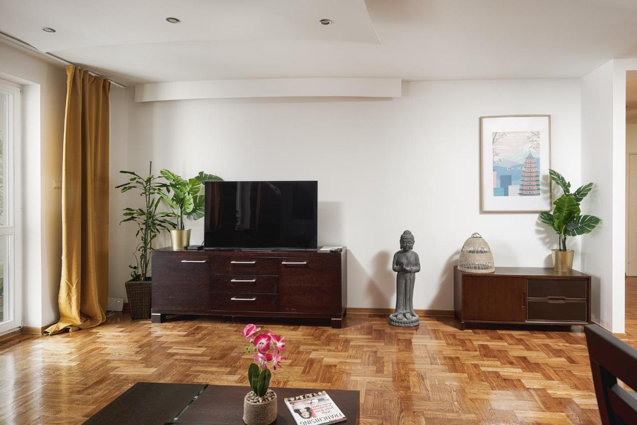 Lumina Spacious Apartment Near The Railway Station 바르샤바 외부 사진